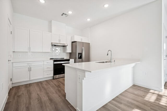 16 7410kingsleycvlnd1unit 2017 large